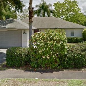 900 10th Court Vero Beach 32960